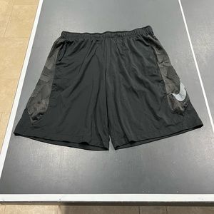 Nike mens shorts size XXL
